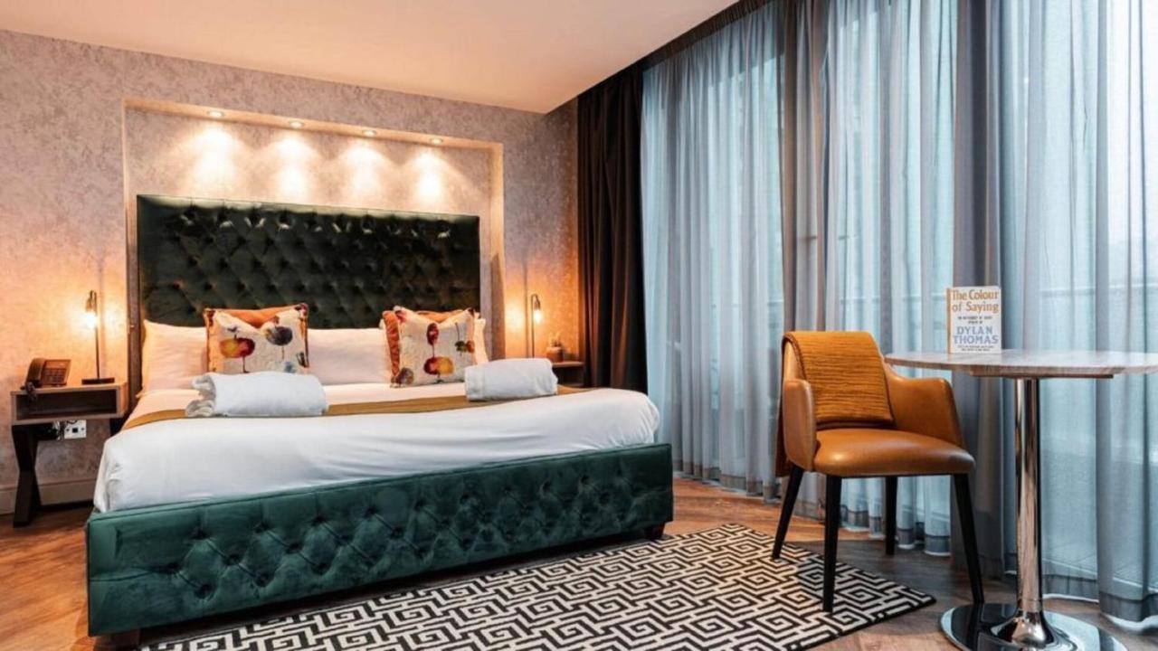 The Grand Hotel Суонси Экстерьер фото
