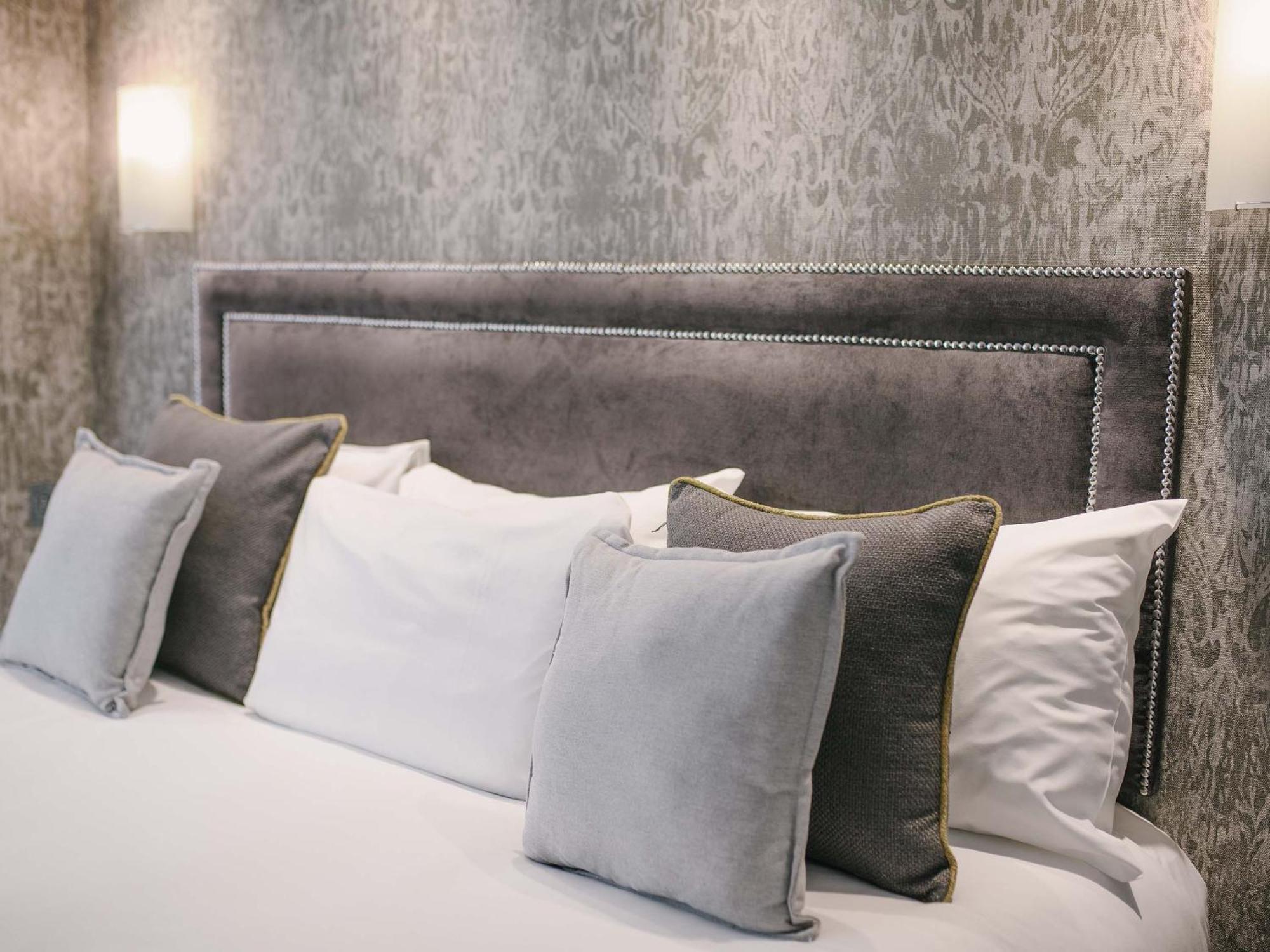 The Grand Hotel Суонси Номер фото